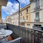 Stylish Central Cannes Apartment 2 Min From Beach *