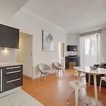 Stylish Central Cannes Apartment 2 Min From Beach *