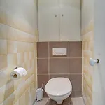 Апартаменты Stylish Central Cannes Apartment 2 Min From Beach Канны