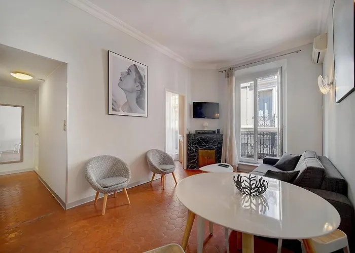 Lägenhet Stylish Central Cannes Apartment 2 Min From Beach